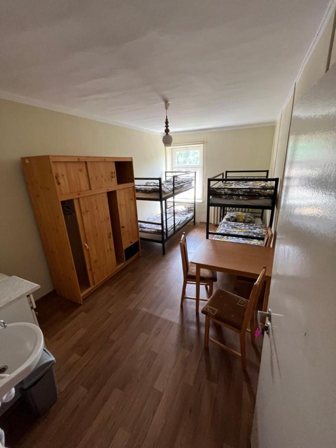 Gosciniec Szczeliniec Albergue Karlow Exterior foto