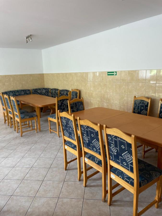 Gosciniec Szczeliniec Albergue Karlow Exterior foto